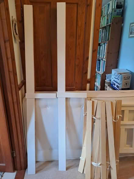 Photo of free Single bed (Leigh Dawes Green RH2) #2