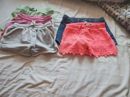 Photo of free 5 x shorts (Brockley SE4) #1