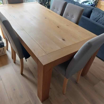 Photo of free Large dining room table (West Bridgford NG2) #4