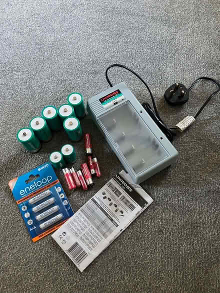 Photo of free UniRoss Universal 120 Battery Charger (Kemberton TF11) #1