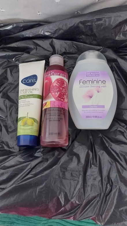 Photo of free x3 various bathroom products (dorset BH12) #1