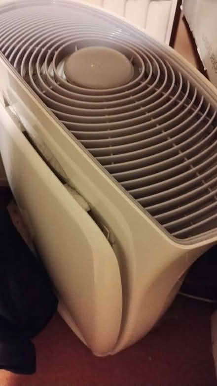 Photo of free Air purifier with extra unused filter (Tolworth KT19) #1