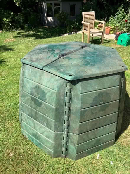 Photo of free large compost bin (Loughborough LE11) #1