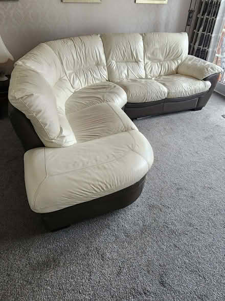 Photo of free Leather Corner Settee (Leslie KY6) #2