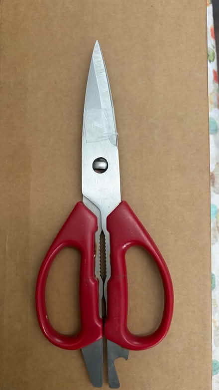 Photo of free Chicago Cutlery kitchen shears (Danvers near 62/128/35) #1