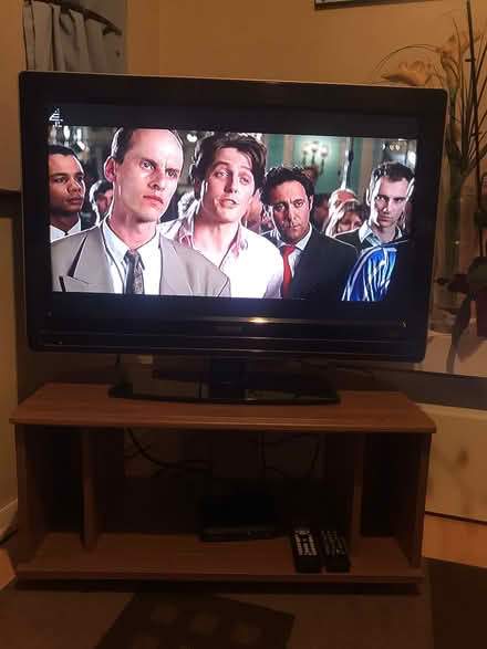 Photo of free 32" Philips HD TV with Stand (Welling DA16, Off Welling Way) #2