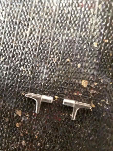 Photo of Cupboard clips x 6 (Southdown BA2) #2