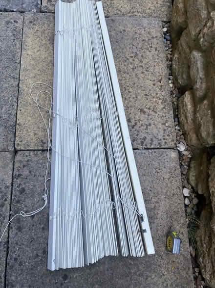 Photo of free White Venetian blind (Nunney BA11) #1
