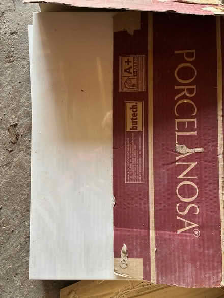Photo of free Porcellanosa white tiles (Marlow SL7) #3