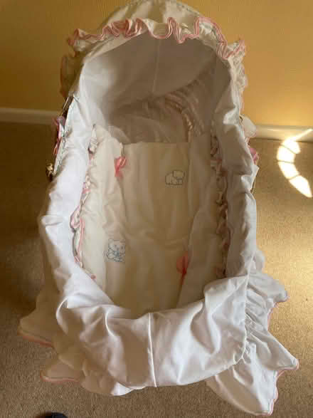 Photo of free Vintage Moses basket (Colehill Wimborne) #2