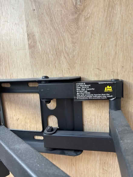 Photo of free TV stand (Woodley RG5) #2