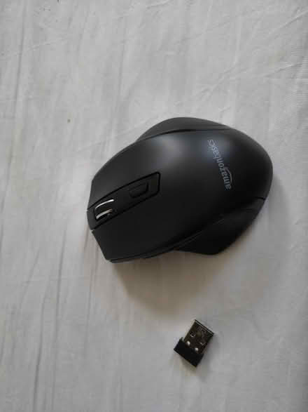 Photo of free Wireless Mouse (Coulsdon CR5) #1