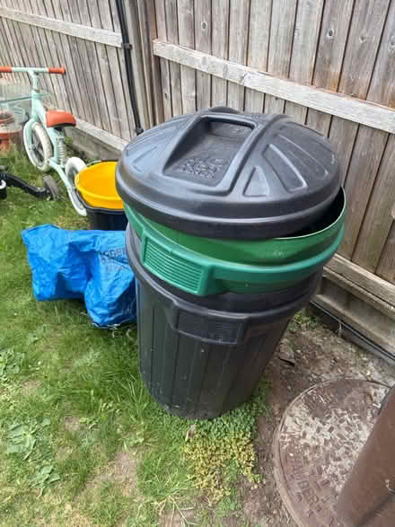 Photo of free 3 outdoor bins (Park street st albans AL2) #1