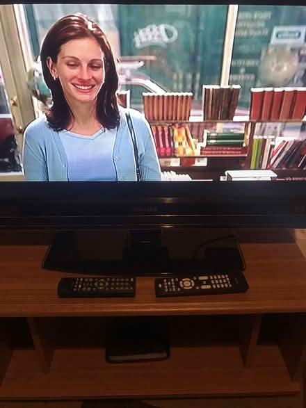Photo of free 32" Philips HD TV with Stand (Welling DA16, Off Welling Way) #1
