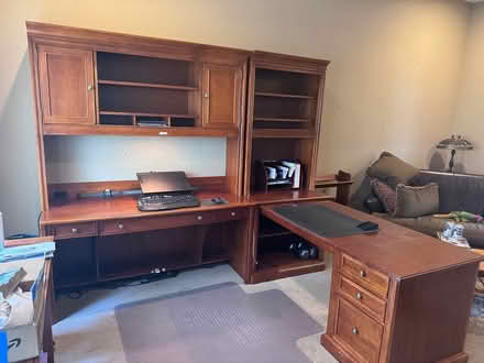 Photo of free Desk with Hutch (Athens/Richmond Road) #2