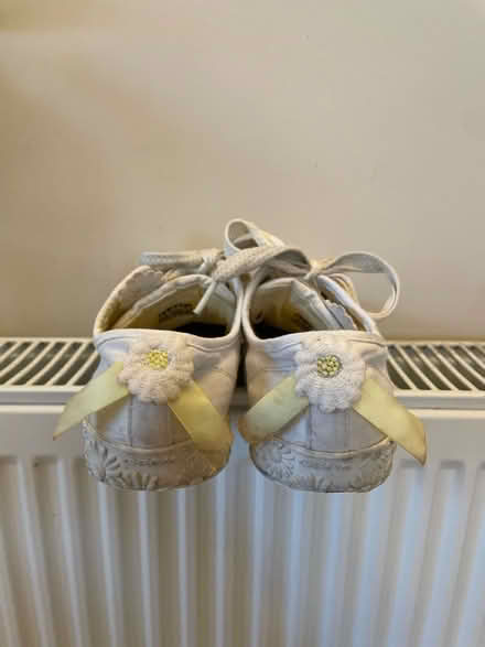Photo of free Geox girls shoes - 2.5 (Mill Hill (NW7)) #2