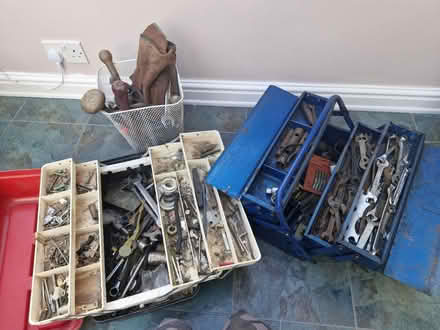 Photo of free Selection of tools (BN245PX) #1