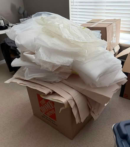 Photo of free Boxes and packing materials (near Evanston YMCA) #2