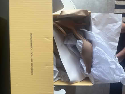 Photo of free Beige Women’s Heels – UK 3 (HA9) #2