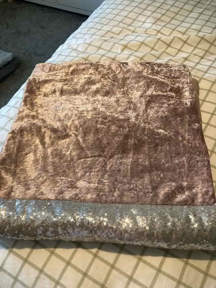 Photo of free Bed runner (Beaumont) #1