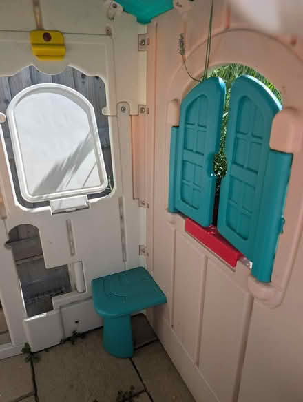 Photo of free Large plastic garden playhouse (N11 3qa nr new Southgate stn) #3