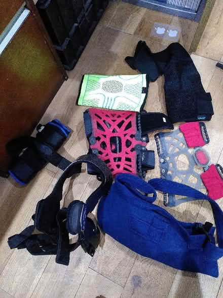 Photo of free Various types of knee braces (and one arm brace) (Surrey Quays SE16) #1