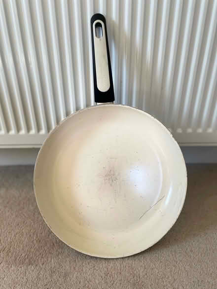 Photo of free Non stick Large pan (Mill Hill (NW7)) #1