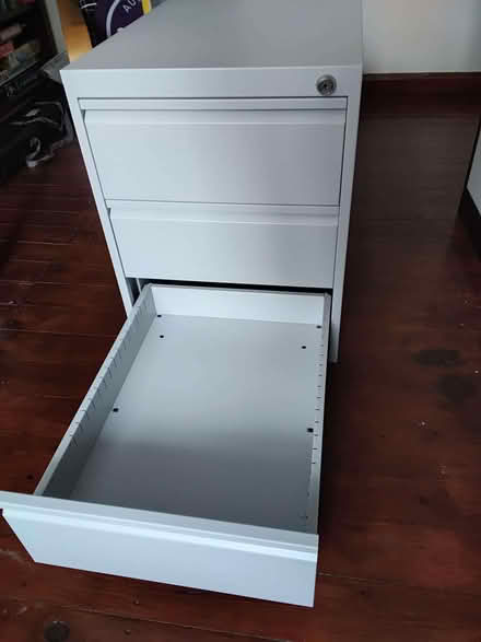 Photo of free 3 drawer metal filing cabinet (Townsend AL3) #1