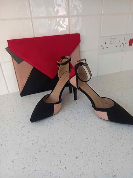 Photo of free Shoes and Bag (CT6) #3