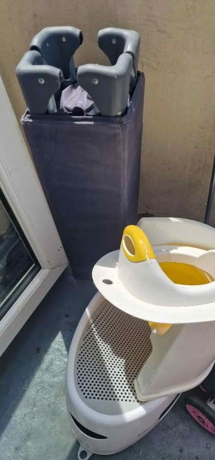 Photo of free Travel cot and baby items (CR0) #1