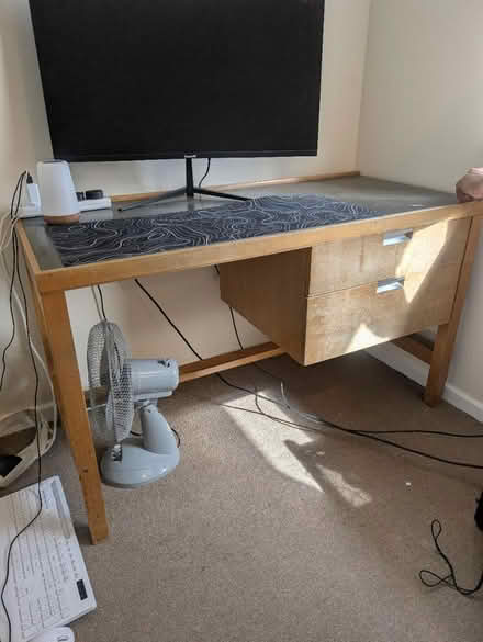 Photo of free Desk with drawers (Abingdon, OX14 3TD) #1