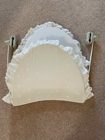 Photo of free Vintage Moses basket (Colehill Wimborne) #3