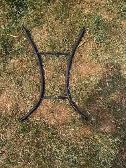 Photo of free Bird bath stand (CR7) #1