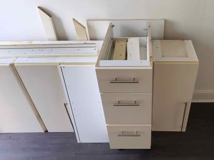 Photo of free Kitchen units (Turnford EN10) #2