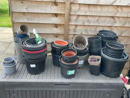 Photo of free Plastic plant pots (Kenilworth CV8) #1
