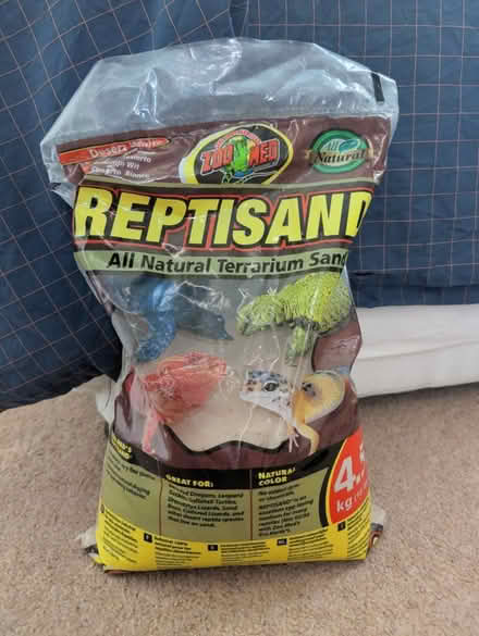 Photo of free reptisand (ME174GA) #1