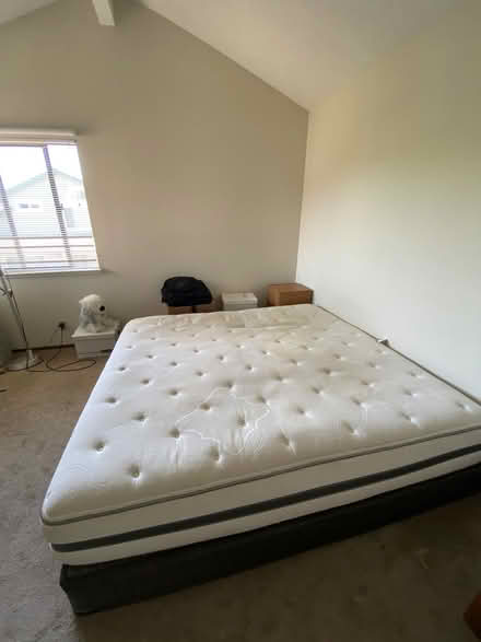 Photo of free King Mattress (Firm) w/boxsprings (Alameda) #2