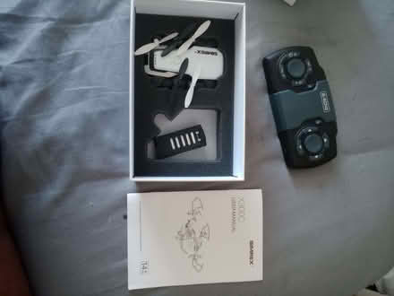 Photo of free miniature drone (Cheshunt EN8) #1