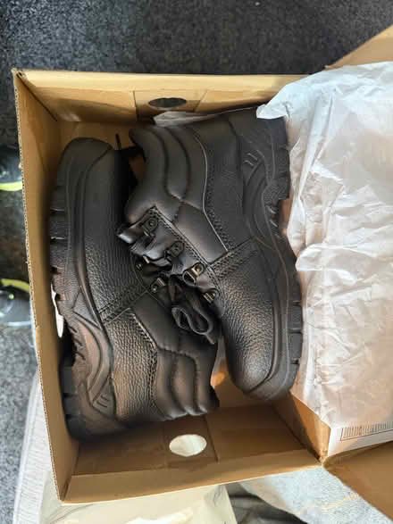 Photo of free Work boots brand new (M350lh) #1