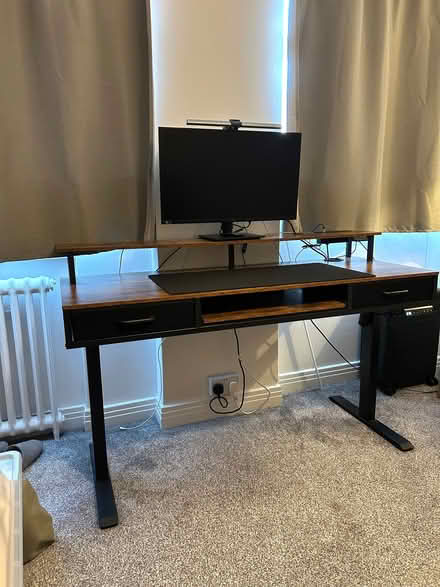 Photo of free Electric Standing desk (Bog Gate TW10) #4