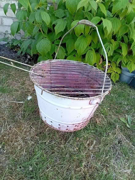 Photo of free Small BBQ (Brickhill MK41) #1
