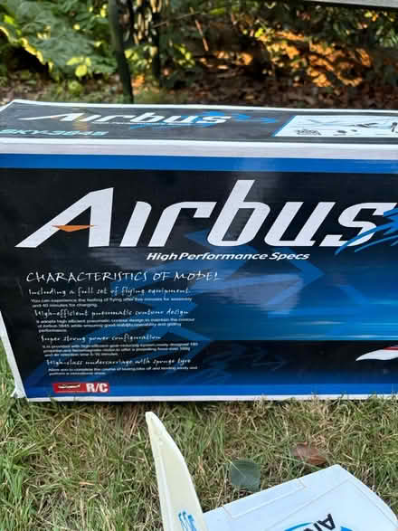 Photo of free RC plane 2 channel (SG4 Hitchin) #4