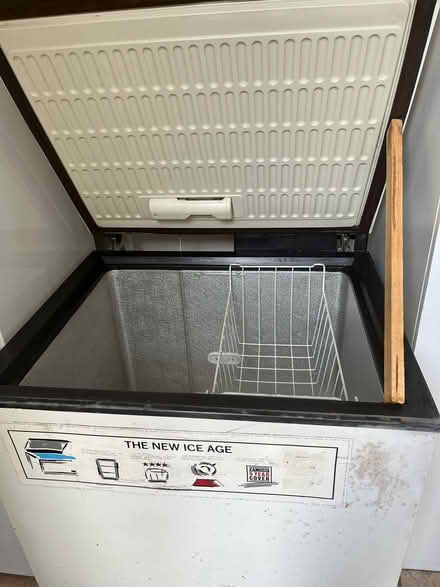 Photo of free Freezer (Pottery Road , Dun laoghaire) #4