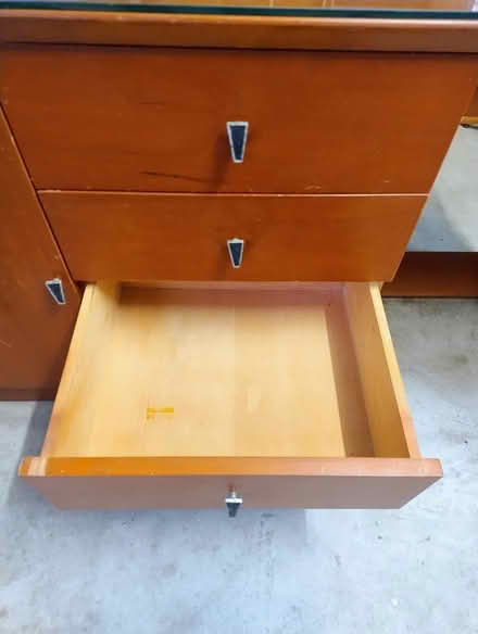 Photo of free Desk (Central Ballina.) #2