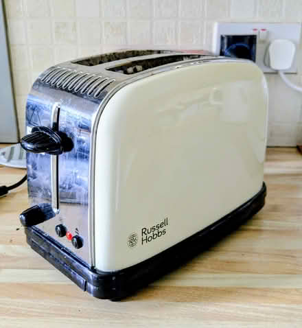 Photo of free Russell Hobbs 2 slice toaster (Lochwinnoch centre) #1