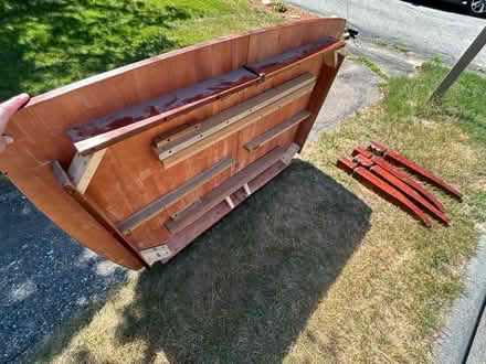 Photo of free Curb alert “Heavy wood table” (16 Roberts rd Wilmington) #4