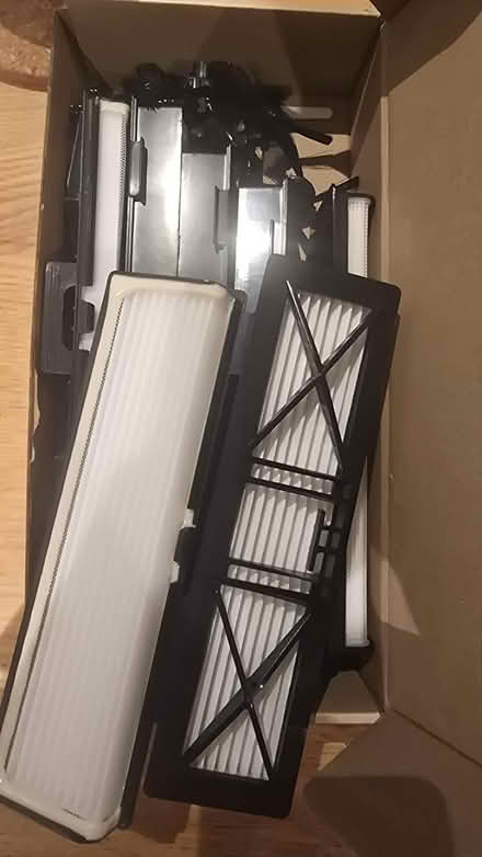 Photo of free Robot Vac filters,brushes: Neato D7 (Bladon OX20) #1