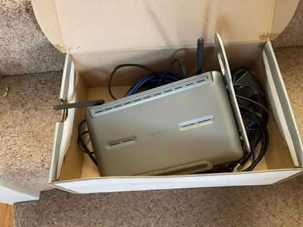 Photo of free Router and cables (Dunstable) #1