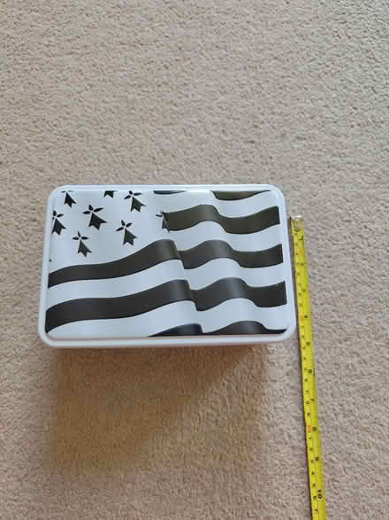 Photo of free Empty Decorative Tin (North Abingdon, OX14) #1