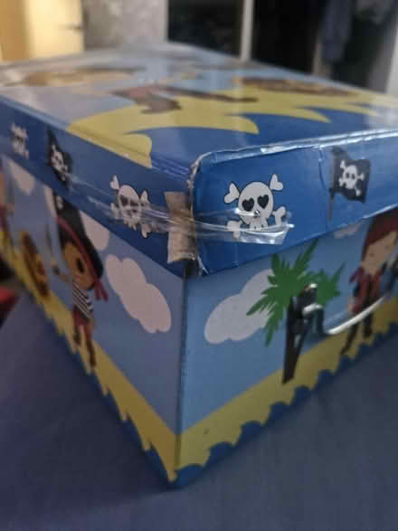 Photo of free Children's storage box (Grove Park SE9) #2